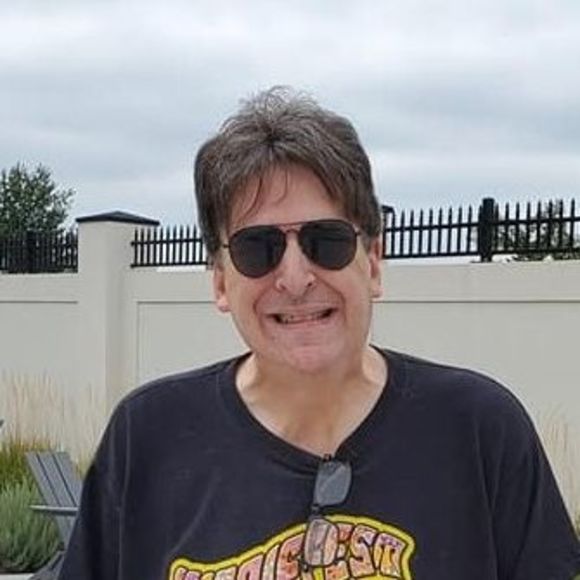 Meet your Posher, Peter - Picture 1 of 1